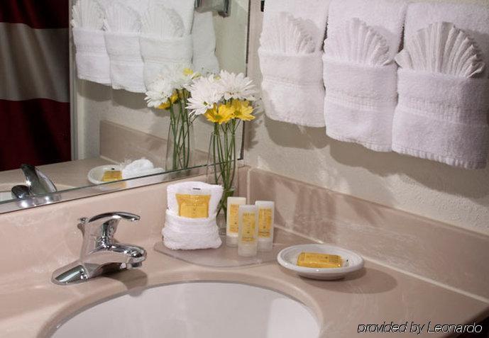 Residence Inn By Marriott Evansville East Room photo